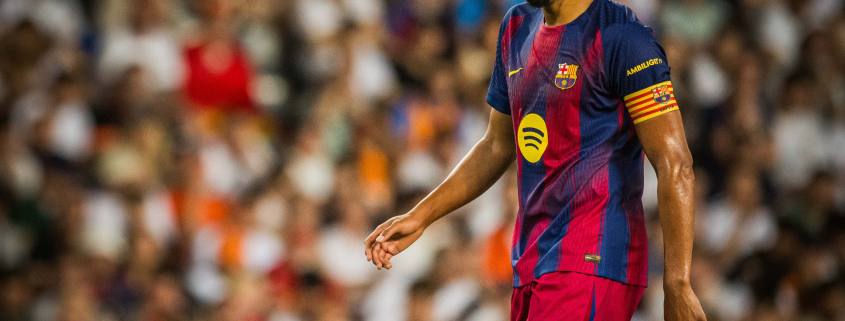 Escudo del FC Barcelona Araujo rumbo al Mundial Marcelo Bielsa nombra al defensa entre sus jugadores del primer equipo norteamericano Fecha de publicación Hace 1 hora