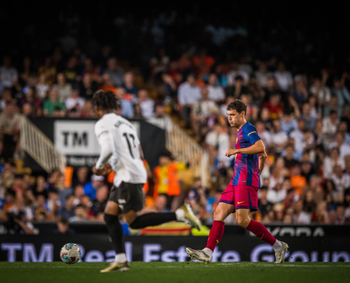 Escudo del FC Barcelona Christensen regresa El central danés juega en el estadio de Mestalla tras regresar de una lesión Primer Equipo Fecha de publicación Hace 1 hora