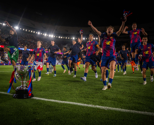 Escudo del FC Barcelona Cuatro de los últimos cinco títulos conseguidos ante el Real Madrid El equipo de Hansi Flick ha convertido en una costumbre ganar trofeos ante sus grandes rivales Primer Equipo Fecha de publicación Hace 1 hora