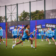 Escudo del FC Barcelona Entrenando pensando en el Betis La plantilla de Hansi Flick entrena en la Ciutat Esportiva con el último partido de la temporada en Spotify Camp Nou en el horizonte Primer equipo Fecha de publicación Hace 1 hora