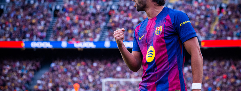 Escudo del FC Barcelona 'Este es el Clásico más especial' El delantero español recalca lo bonito que sería ganar LaLiga el domingo en Spotify Camp Nou Primer Equipo Fecha de publicación Hace 52 Mins