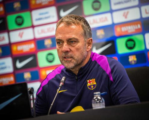 Escudo del FC Barcelona Flick preparado para 'el paso final' El técnico del FC Barcelona con su visión de cara al histórico partido del domingo ante el Real Madrid Primer Equipo Fecha de publicación Hace 58 Minutos