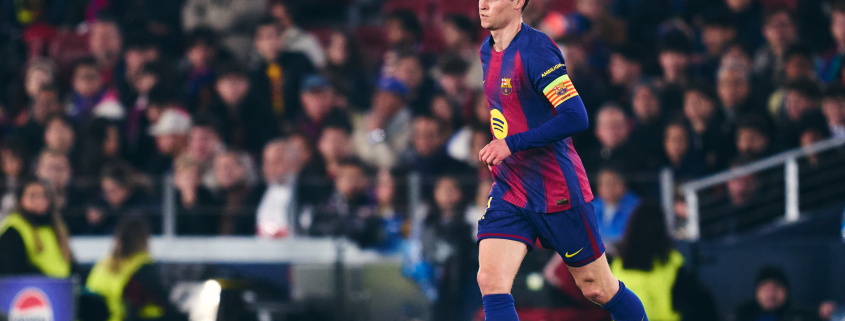 Escudo del FC Barcelona Frenkie de Jong en la convocatoria del Mundial El centrocampista del Barça es un miembro clave de la plantilla holandesa de Ronald Koeman Primer equipo Fecha de publicación Hace 27 minutos