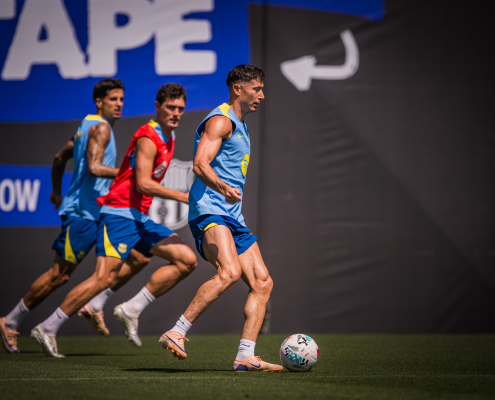 Escudo del FC Barcelona La plantilla del Valencia Hansi Flick sin Lamine Yamal, Fermín ni Jules Kounde para el último partido del Primer Equipo 2025/26 Fecha de publicación Hace 55 Mins