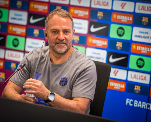 Escudo del FC Barcelona 'Tenemos que jugar al mismo nivel' El técnico destaca la importancia de mantener la intensidad y rendir como en el partido contra el primer equipo del Getafe Fecha de publicación Hace 1 hora
