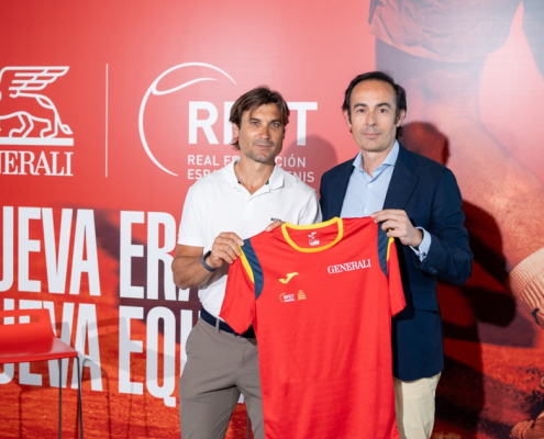 David Ferrer presenta la