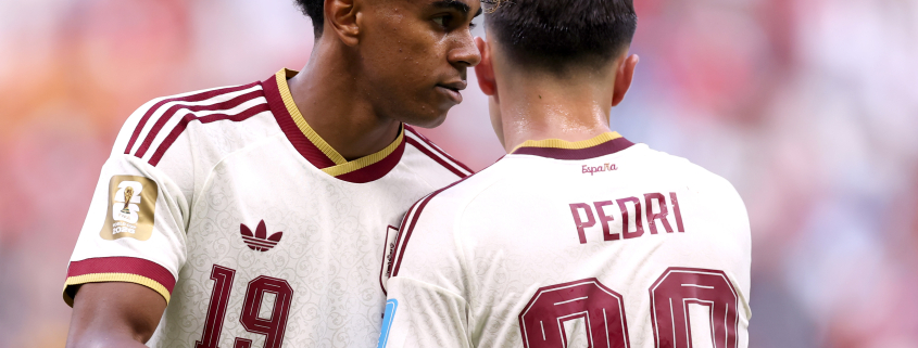 Escudo del FC Barcelona España, Egipto, Portugal e Inglaterra avanzan al primer equipo Fecha de publicación Hace 23 horas