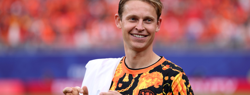Insignia del FC Barcelona Frenkie de Jong en los dieciseisavos del Mundial El equipo de Ronald Koeman encabeza su grupo para avanzar en la competición con el centrocampista azulgrana como factor clave / Foto: Primer Equipo FIFA Fecha de publicación 26 jun 26