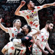 Futsal: PREVIA 1.ª eliminatoria de semifinales | Un pebetero de PREVIA 1.ª eliminatoria de semifinales | Un pebetero de la ROJA para recibir a Palma Futsal
