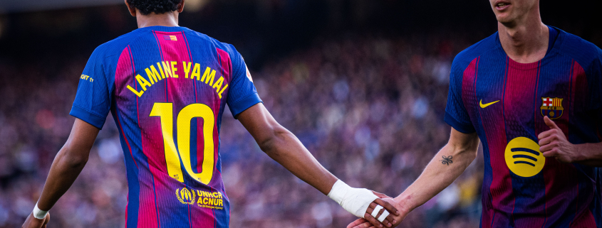 El FC Barcelona mete a 12 blaugranas en octavos de final Sólo un jugador del Barça no logró pasar de octavos de final | FOTOS: @FIFAcom Primer equipo Fecha de publicación Hace 1 hora