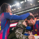Escudo del FC Barcelona 10 blaugranas en los cuartos de final del Mundial La plantilla de Luis de la Fuente cuenta con ocho jugadores del FC Barcelona y también están Koundé con Francia y Gordon con el primer equipo de Inglaterra Fecha de publicación Hace 1 hora