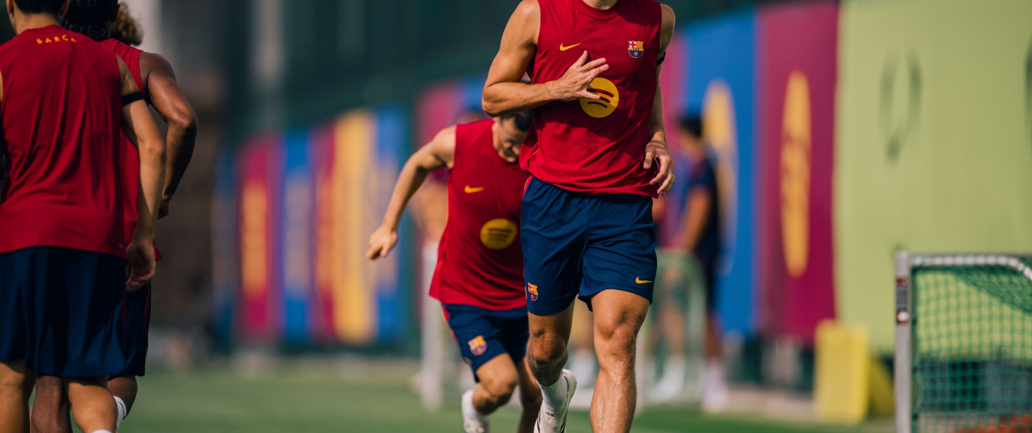 Escudo del FC Barcelona Continúan los preparativos Plantilla para el tercer día de entrenamientos en el primer equipo de la Ciutat Esportiva Fecha de publicación Hace 20 Minutos