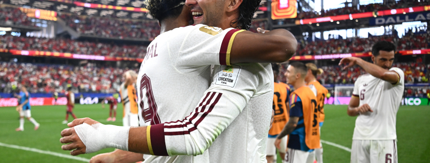 Escudo del FC Barcelona Ferran Torres, clave en la victoria de España El blaugrana realiza la asistencia al gol de Mikel Merino en el triunfo ante el primer equipo de Portugal Fecha de publicación Hace 48 Minutos