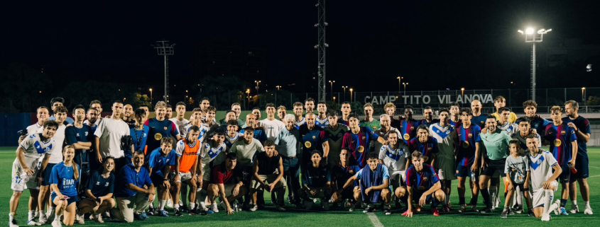 Escudo del club FC Barcelona El entrenamiento continúa contra Europa Un entrenamiento ligeramente diferente: el equipo de Hansi Flick gana el partido de entrenamiento por 4-1 Primer equipo Fecha de publicación Hace 1 hora